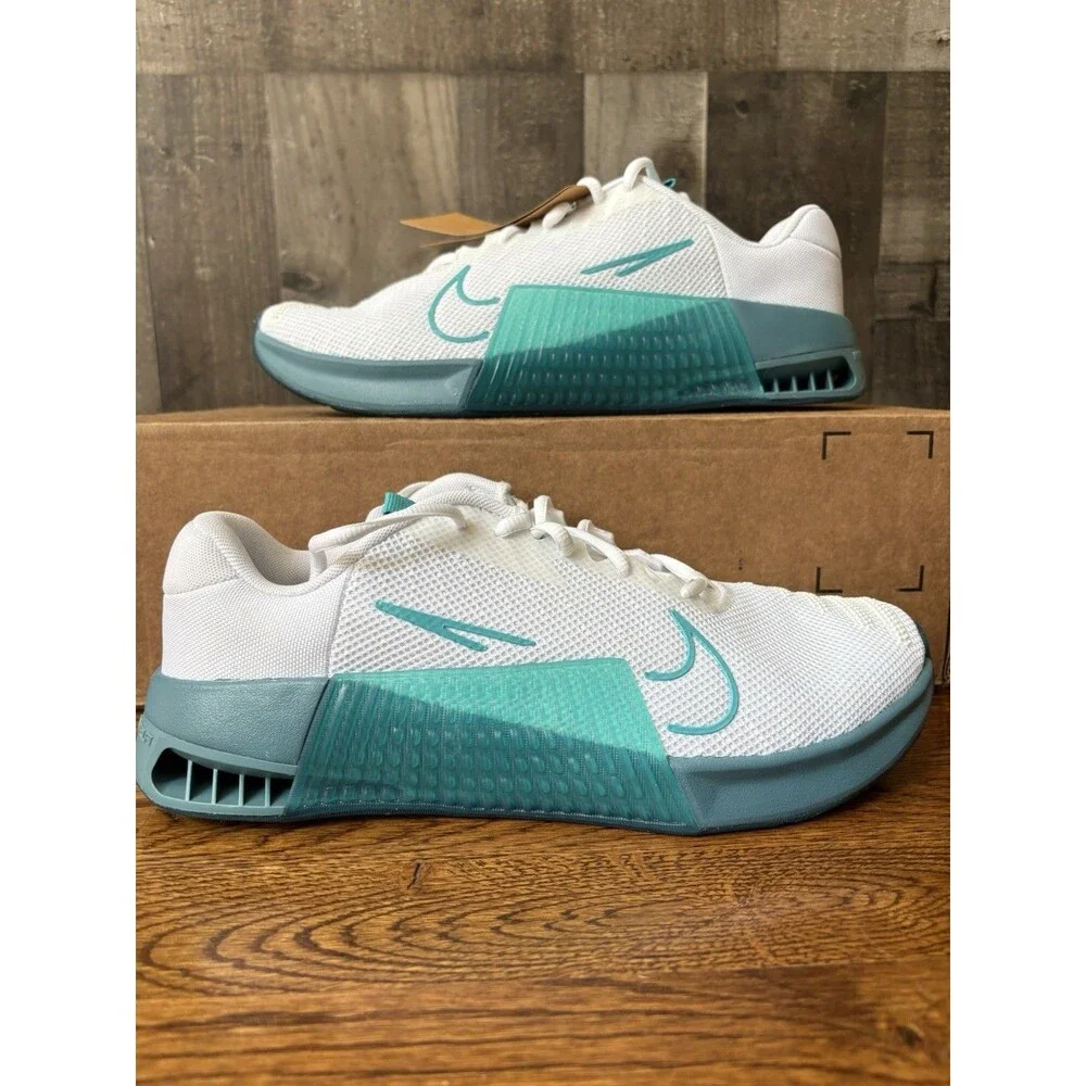 Nike Metcon 9 Mens Size 11 NEW White Dusty Cactus Smokey Blue DZ2617-105
